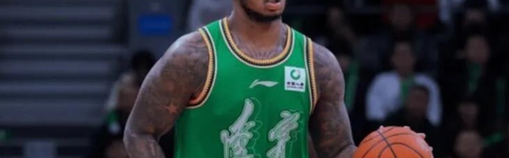 九游娱乐-0分！辽篮新援持续低迷 球迷直言跟图雷一样 杨鸣还要忍多久